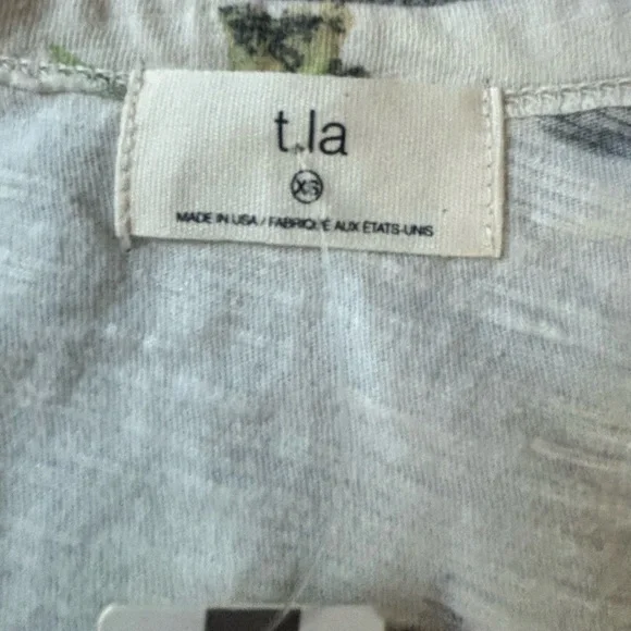 Anthropologie t.la Floral 3/4 sleeve T-shirt (size xs) NWT - Picture 6 of 13